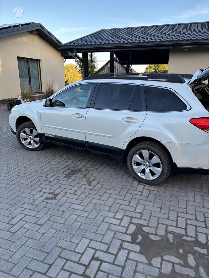 Subaru Outback, 2.5 l., universalas