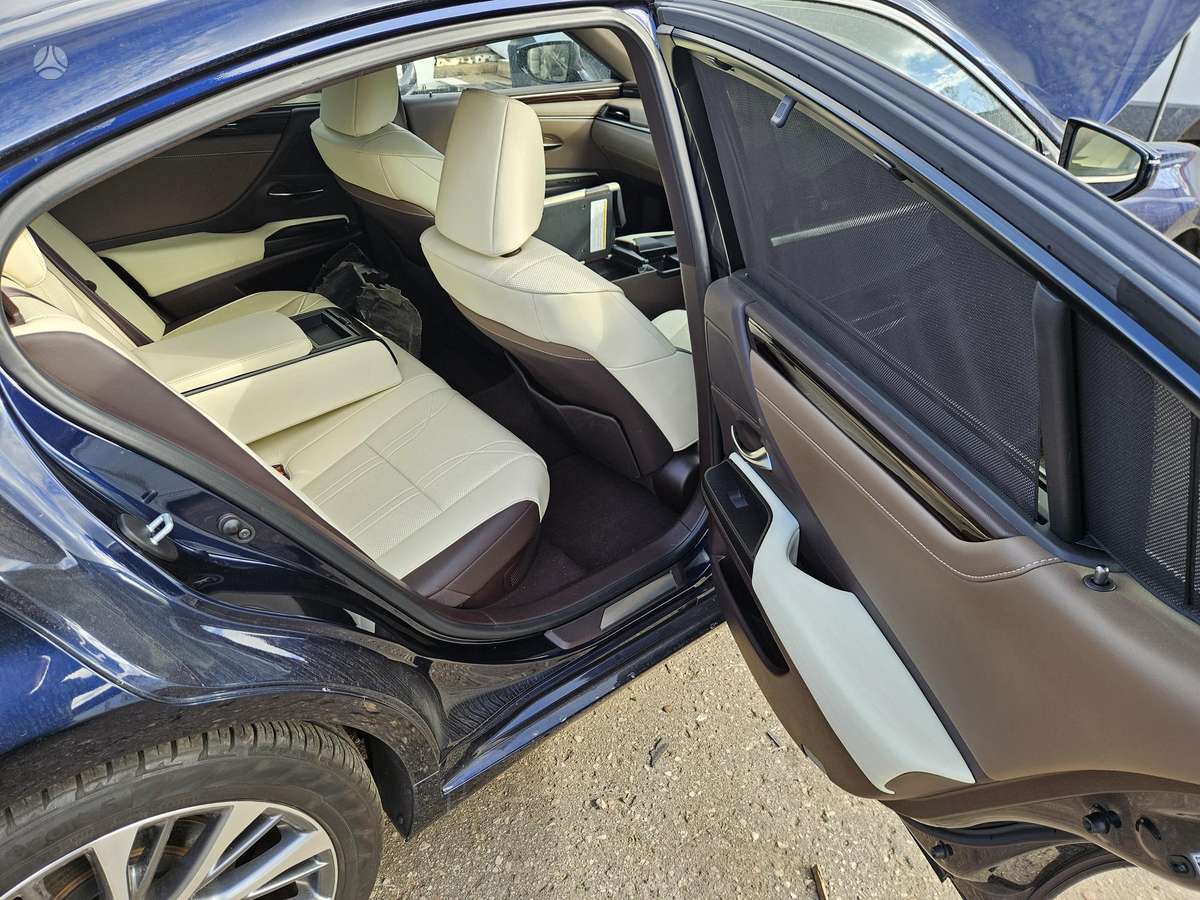 Lexus ES 300h
