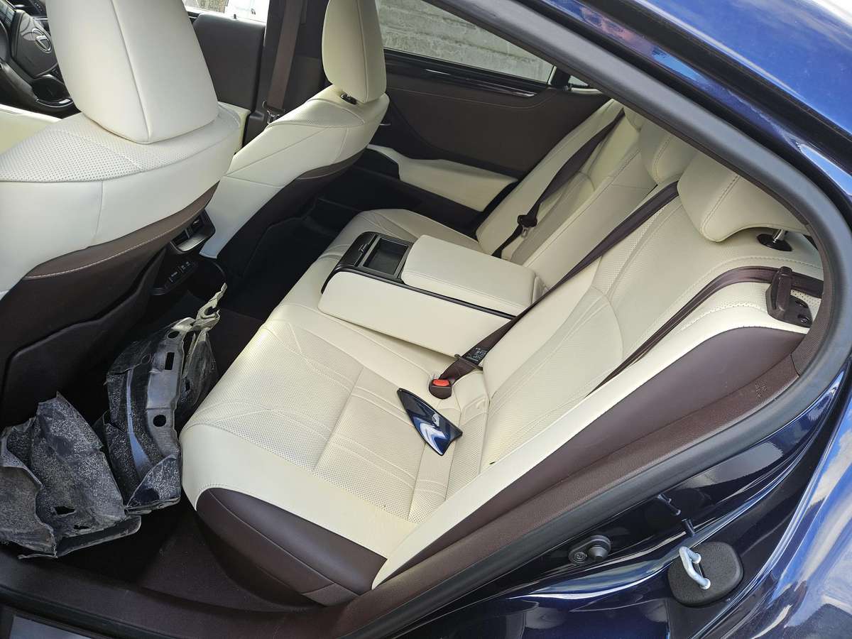 Lexus ES 300h