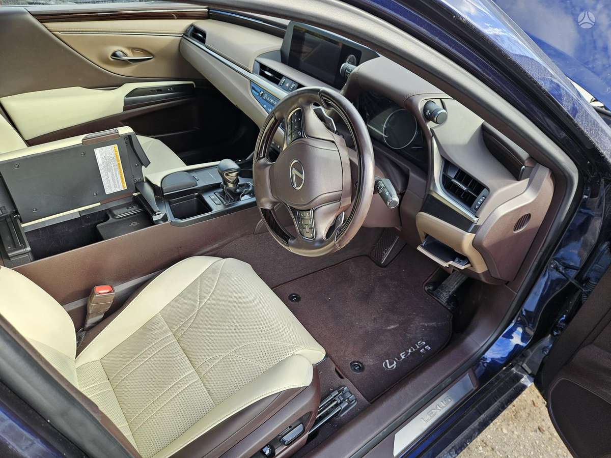 Lexus ES 300h
