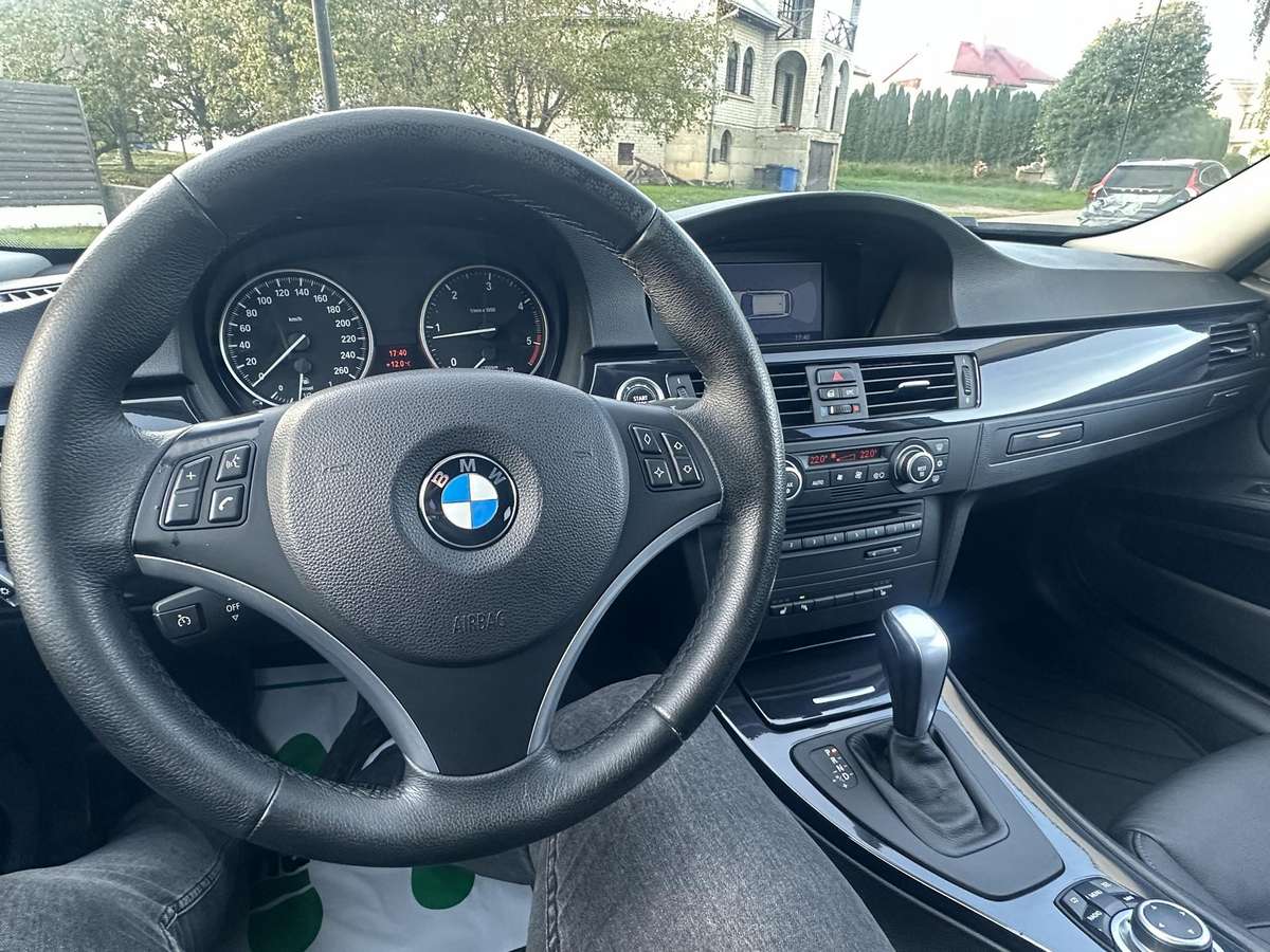 BMW 320, 2.0 l., universalas