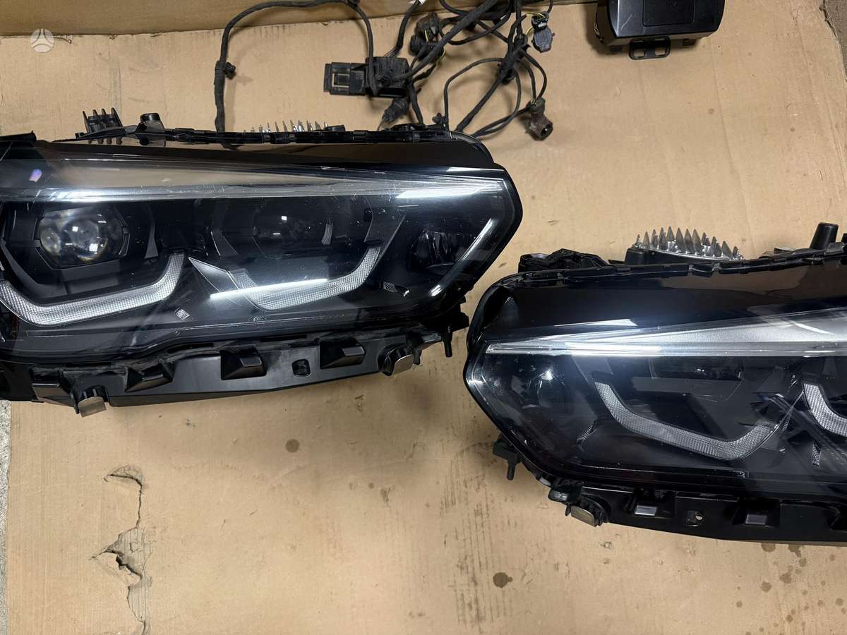BMW X6 apdailos detalės