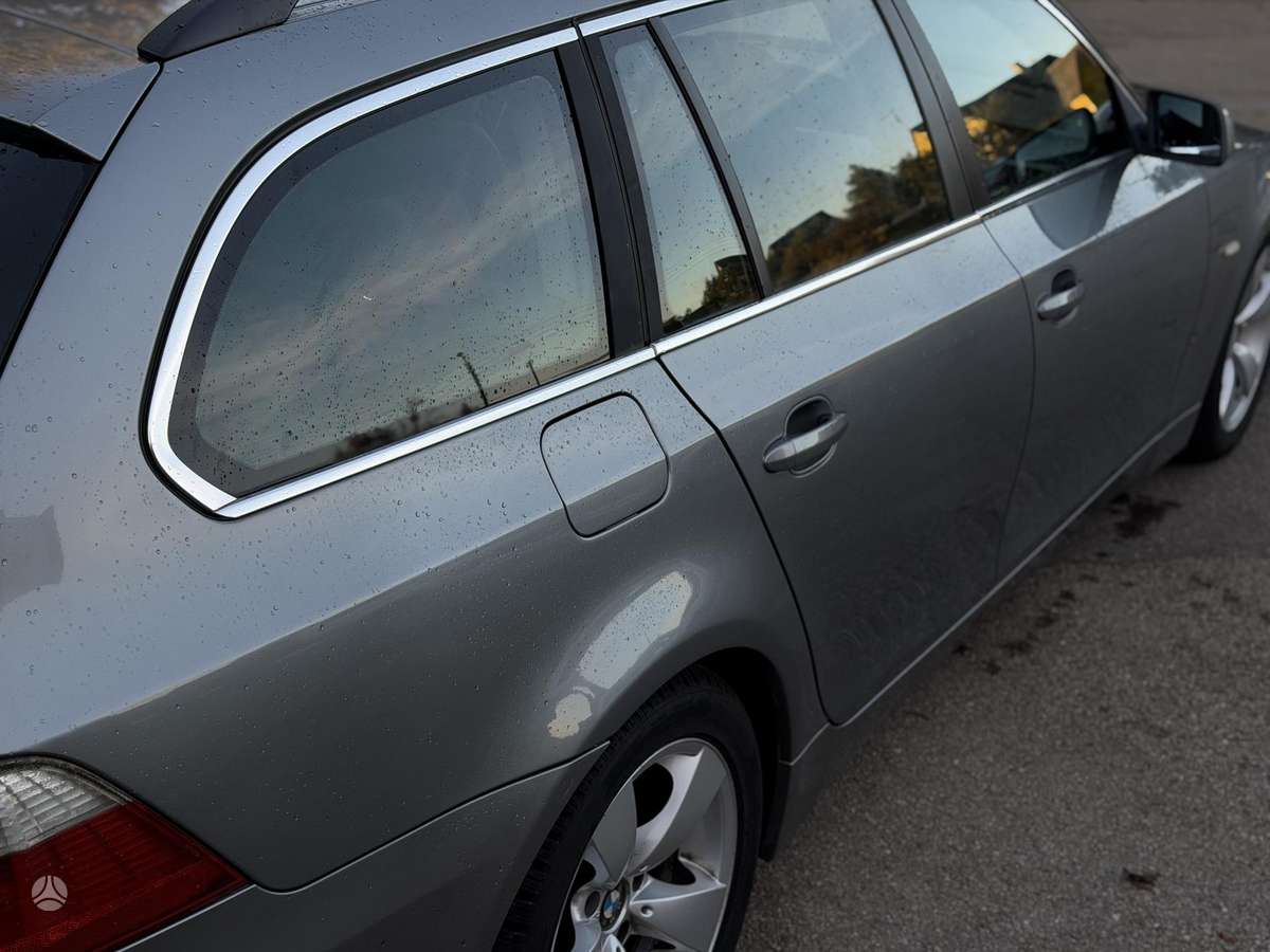 BMW 525, 2.5 l., Универсал