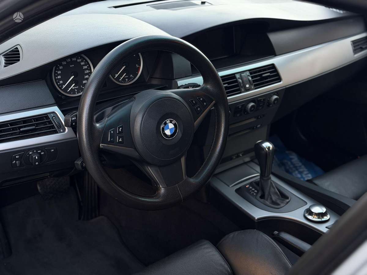 BMW 525, 2.5 l., wagon