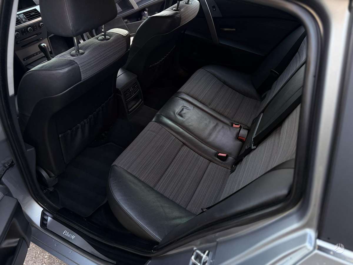 BMW 525, 2.5 l., Универсал