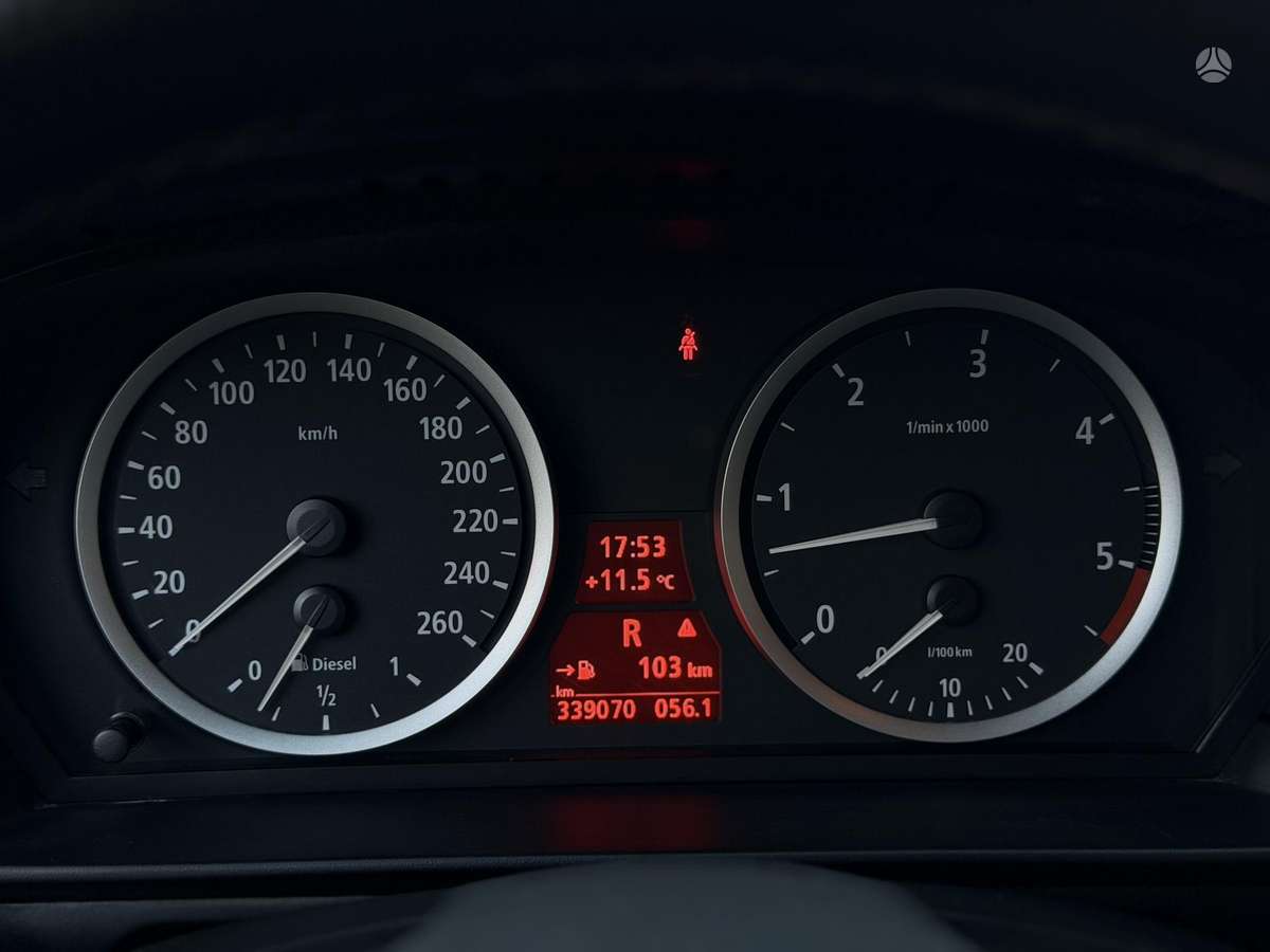 BMW 525, 2.5 l., Универсал