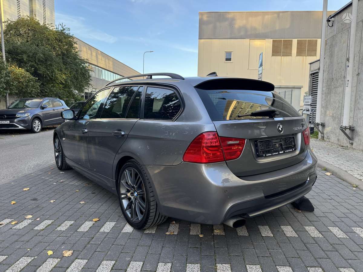 BMW 320, 2.0 l., wagon