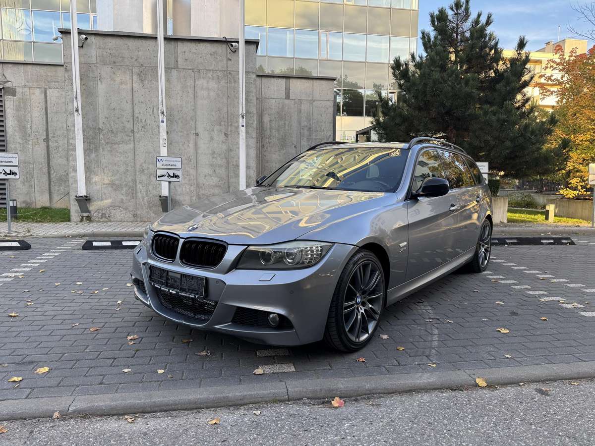 BMW 320, 2.0 l., wagon