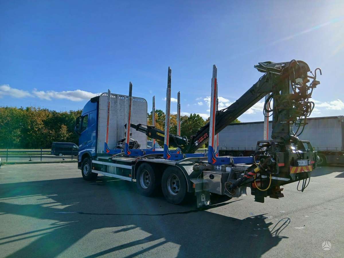 Volvo FH, timber trucks