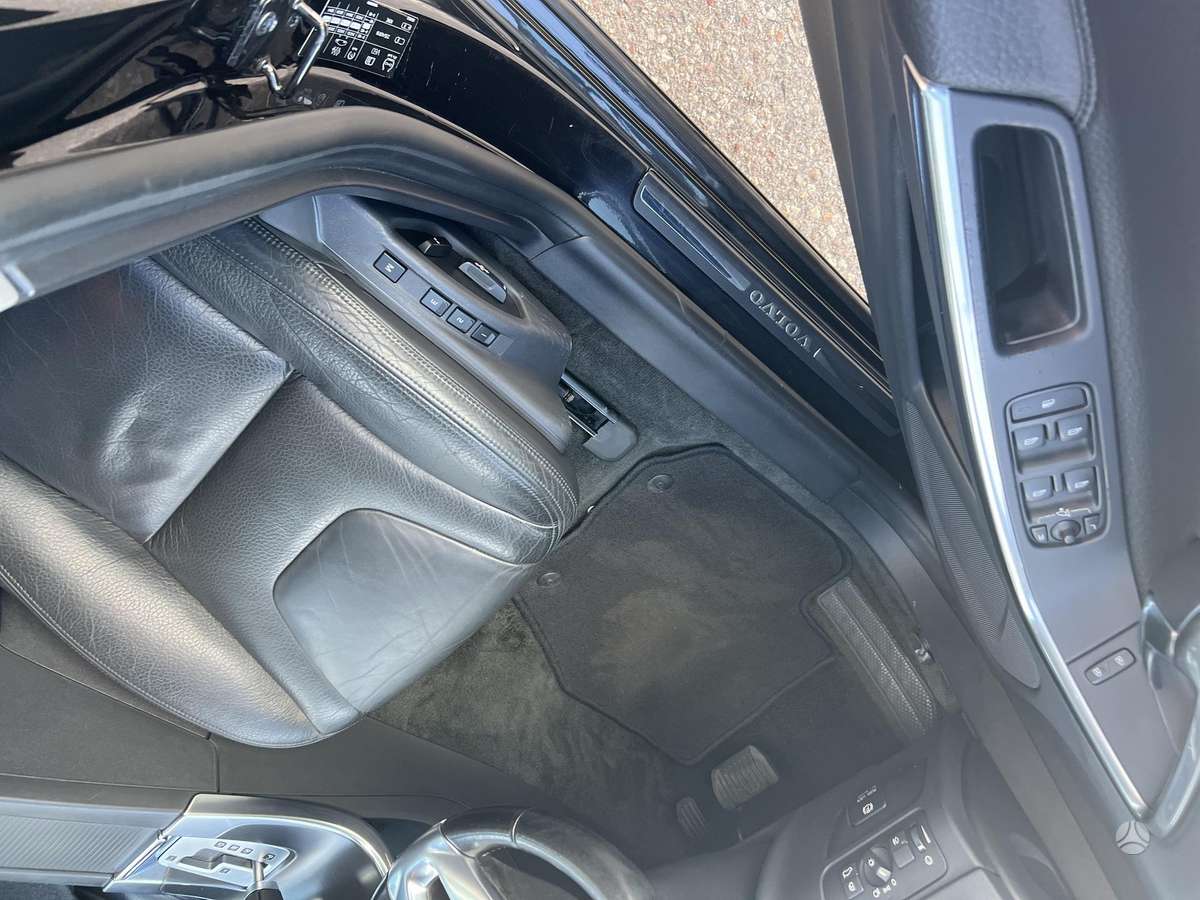 Volvo V60, 2.4 l., universalas