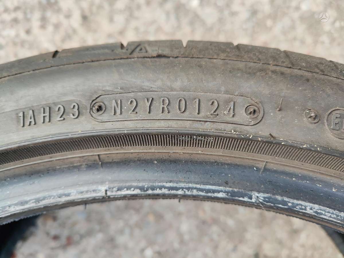 Falken, летние 245/35 R19