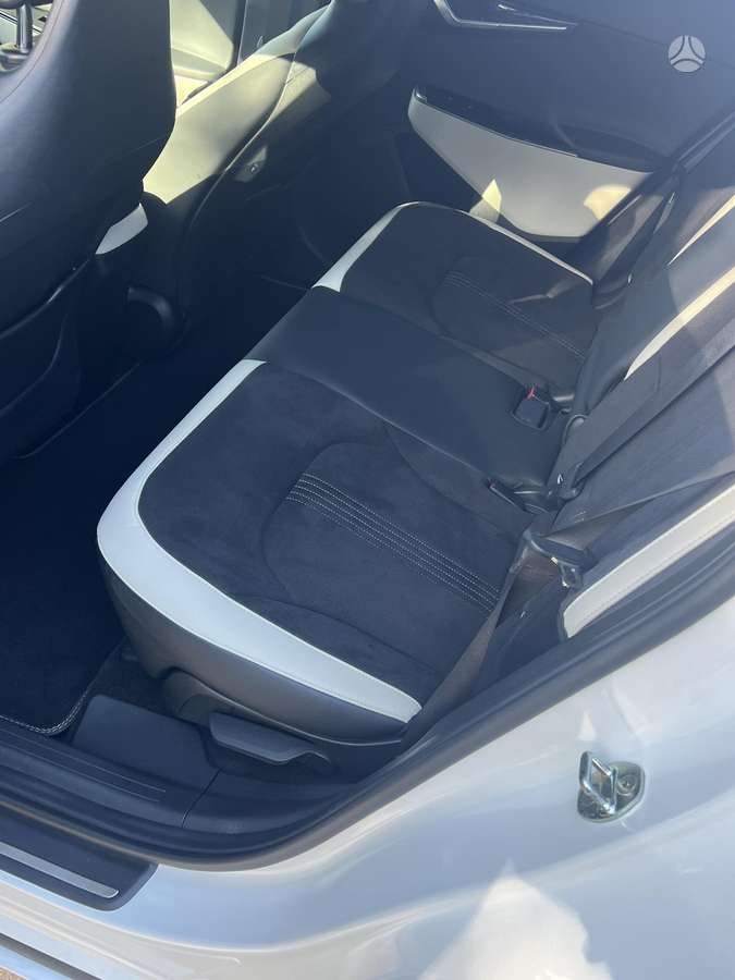 Kia EV6, 77 кВт·ч, Хэтчбек