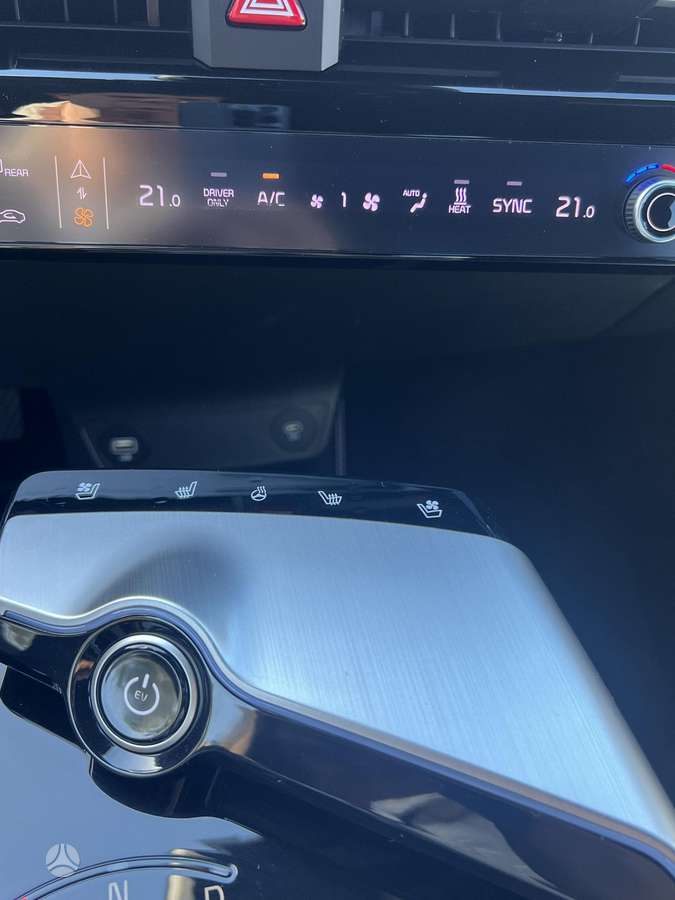 Kia EV6, 77 кВт·ч, Хэтчбек