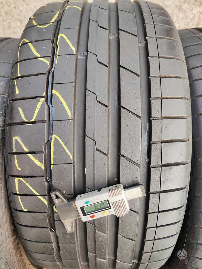 Hankook, vasaras 235/35 R19