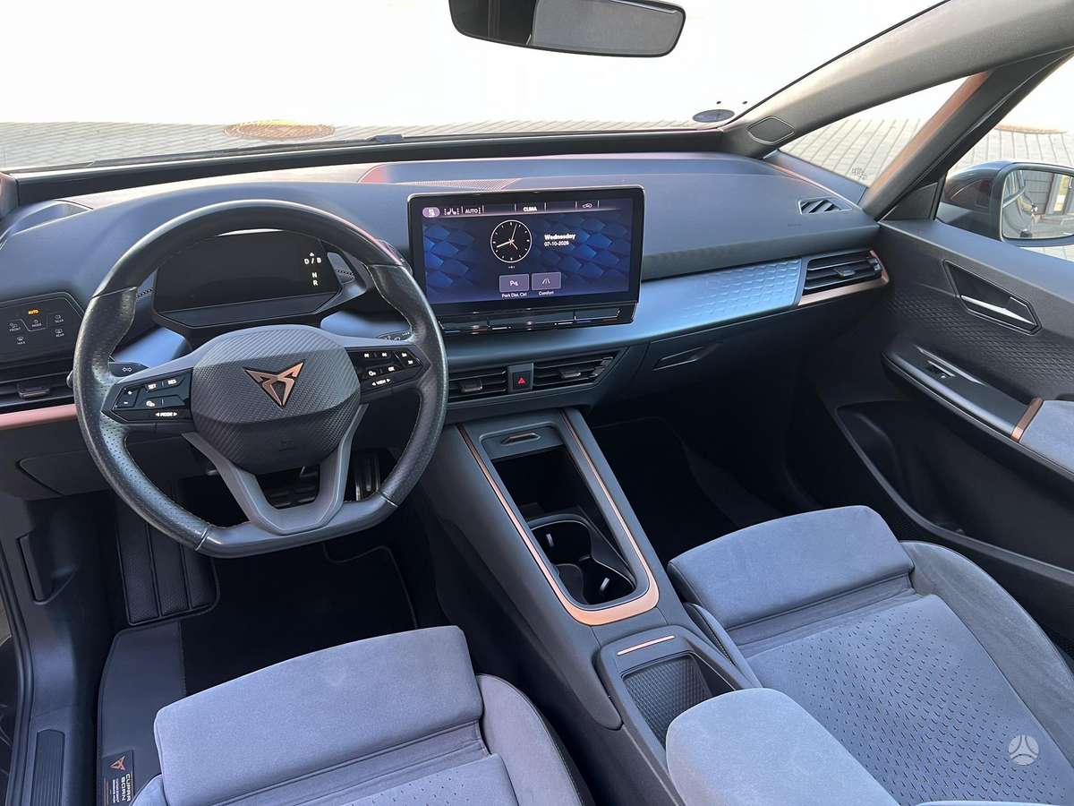 Cupra Born, 62 кВт·ч, Хэтчбек