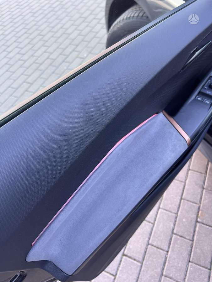 Cupra Born, 62 кВт·ч, Хэтчбек
