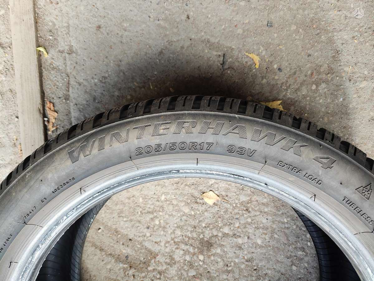 Firestone, žieminės 205/50 R17