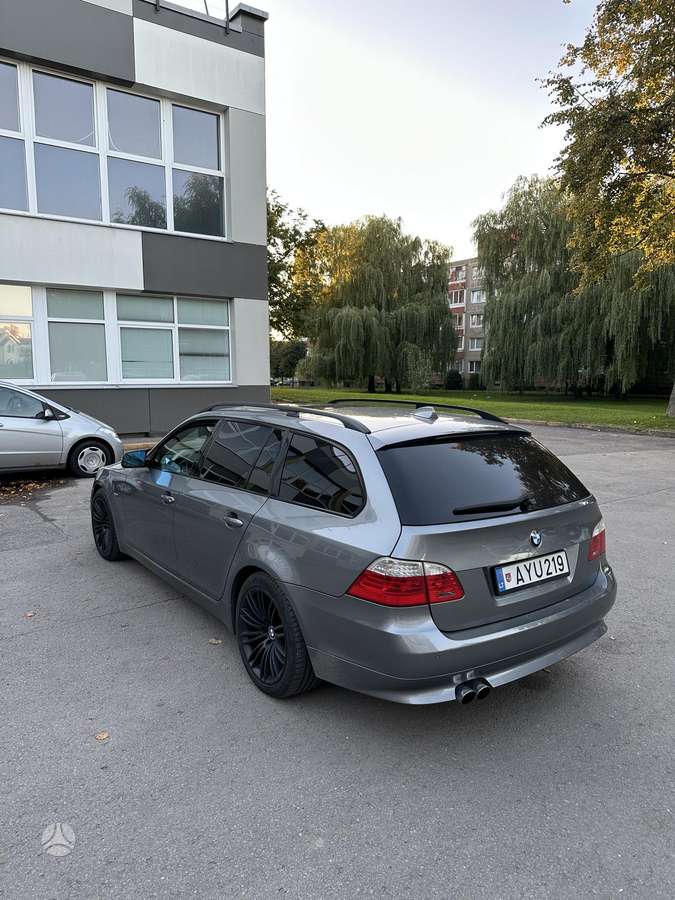 BMW 535, 3.5 l., Универсал