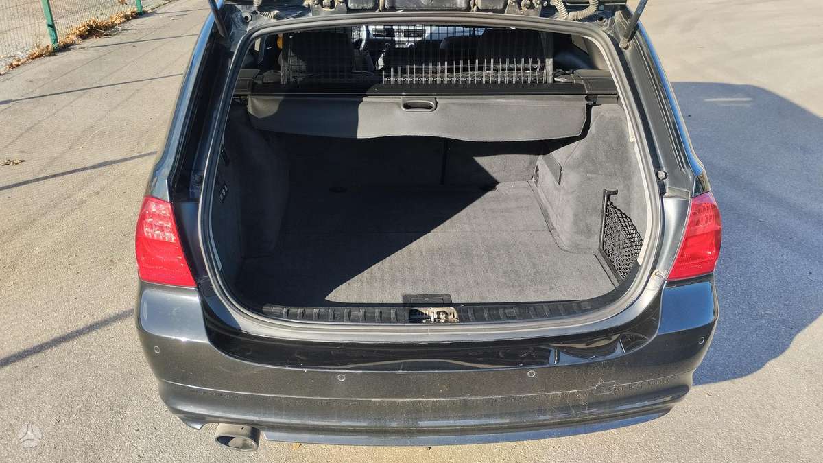BMW 320, 2.0 l., wagon