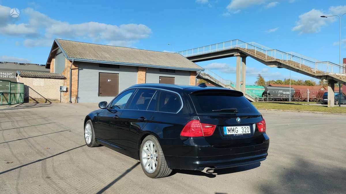 BMW 320, 2.0 l., wagon