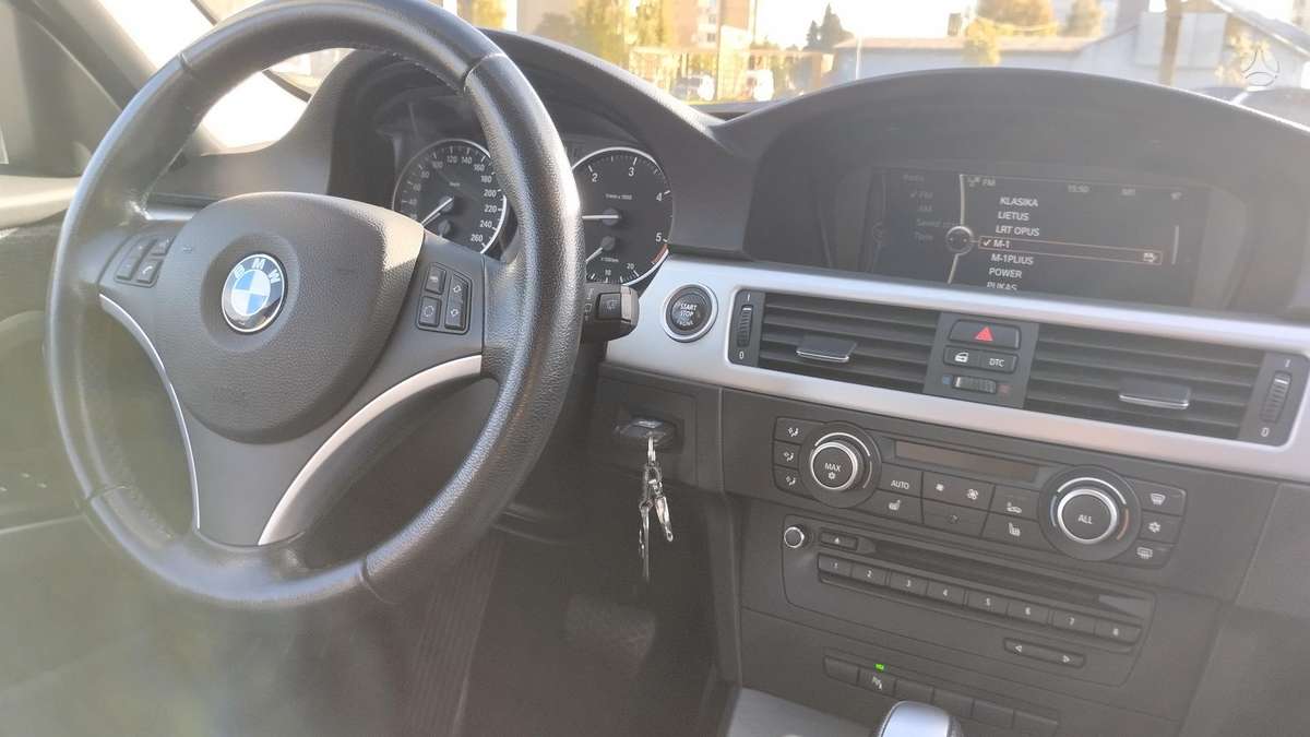 BMW 320, 2.0 l., wagon