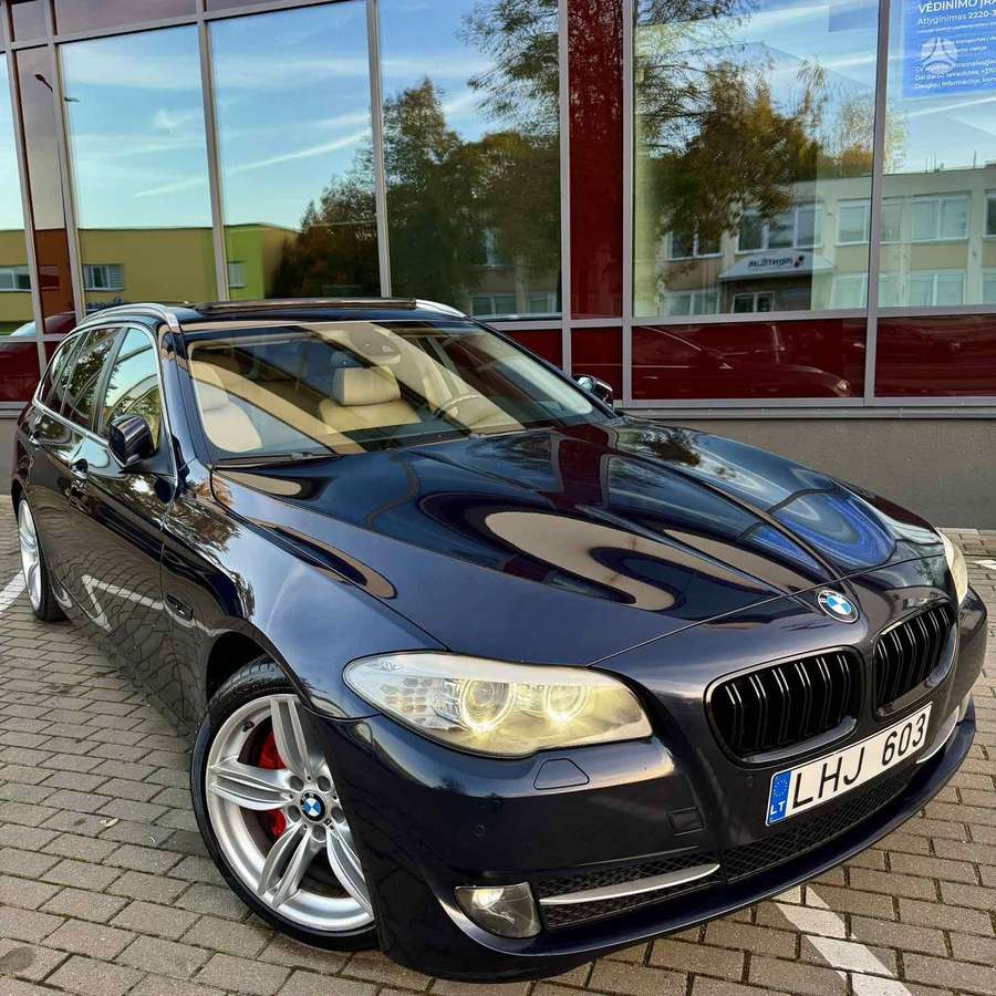 BMW 525, 3.0 l., Универсал