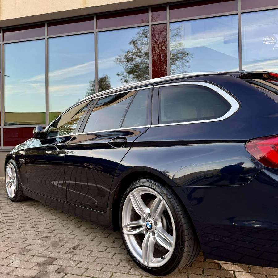 BMW 525, 3.0 l., universalas