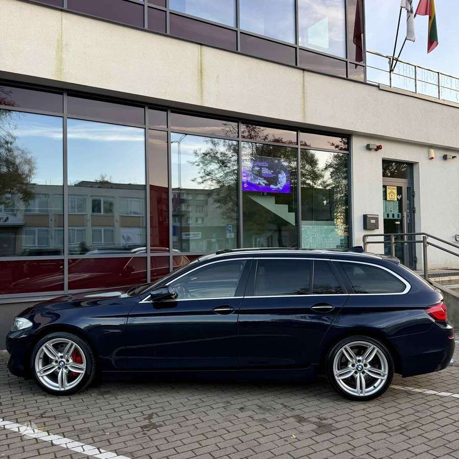 BMW 525, 3.0 l., Универсал