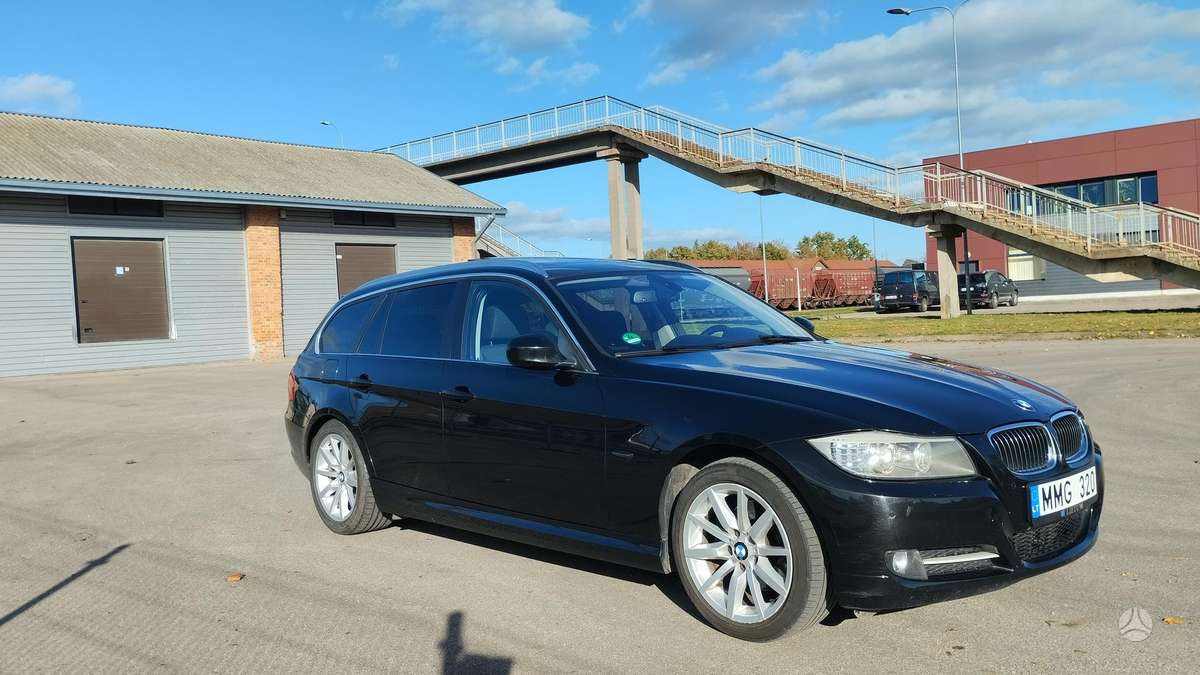 BMW 320, 2.0 l., Универсал