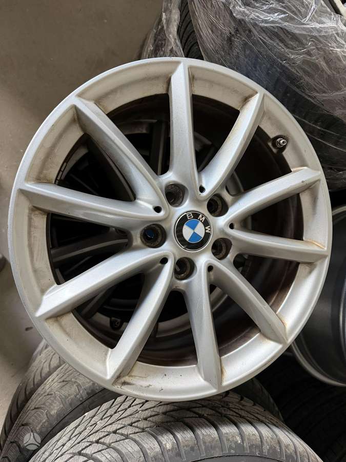 BMW, lengvojo lydinio, R17