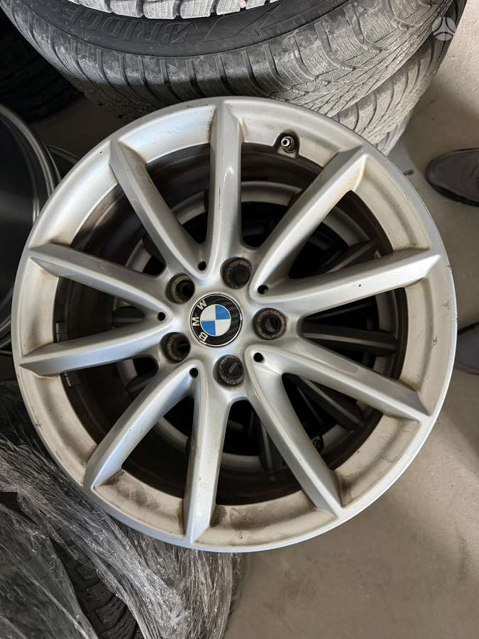 BMW, lengvojo lydinio, R17