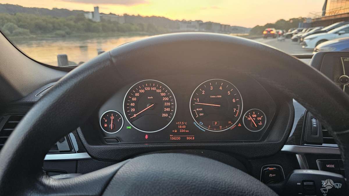 BMW 320, 2.0 l., Седан