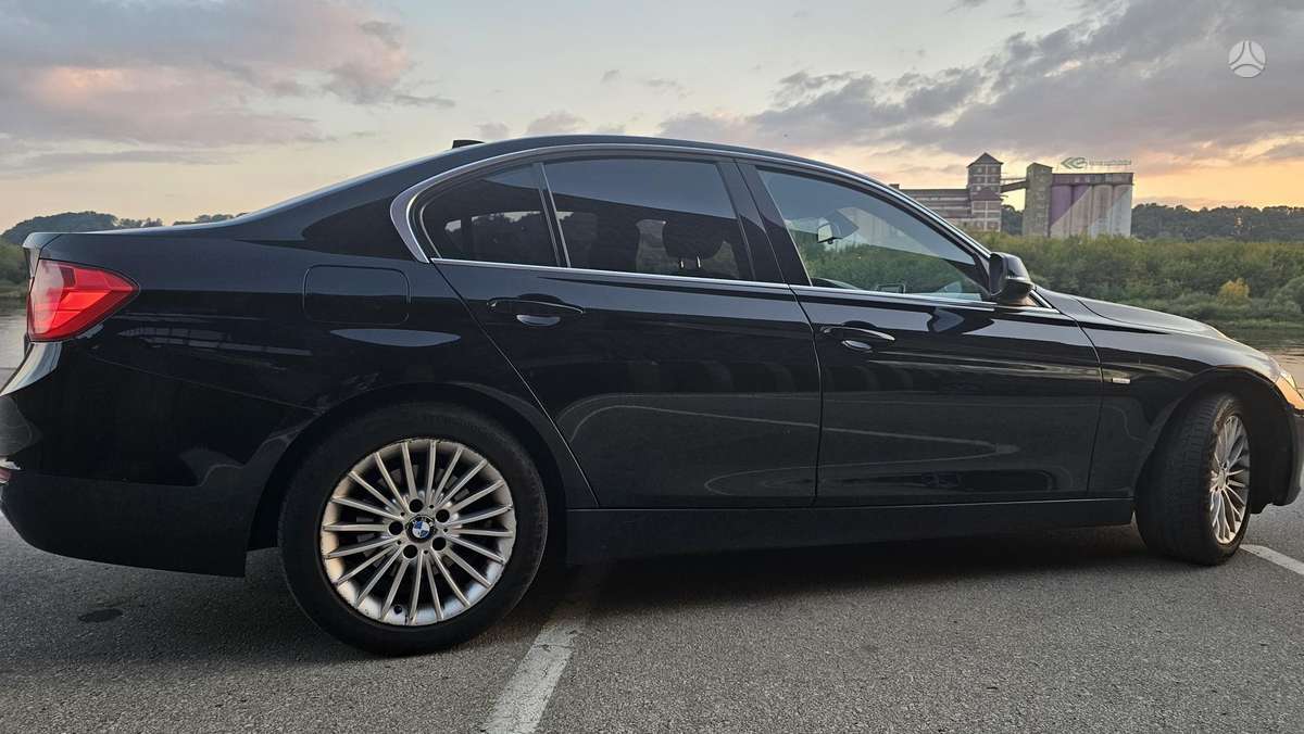 BMW 320, 2.0 l., Седан