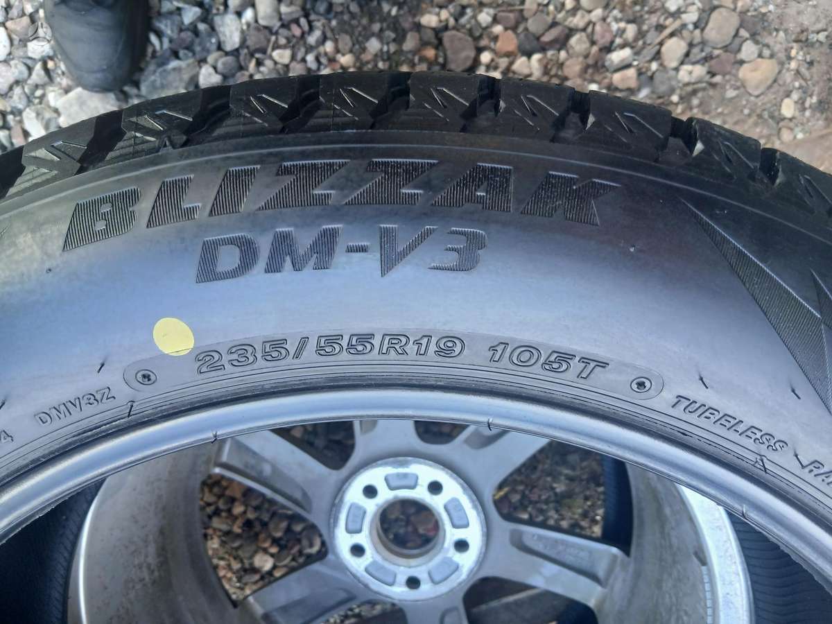 Bridgestone, universalios 235/55 R19