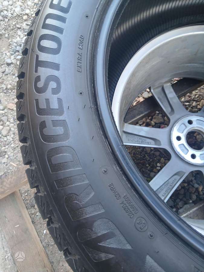 Bridgestone, всесезонные 235/55 R19