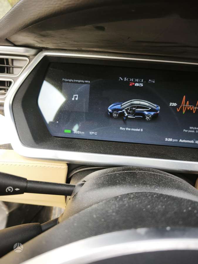 Tesla Model S 85p