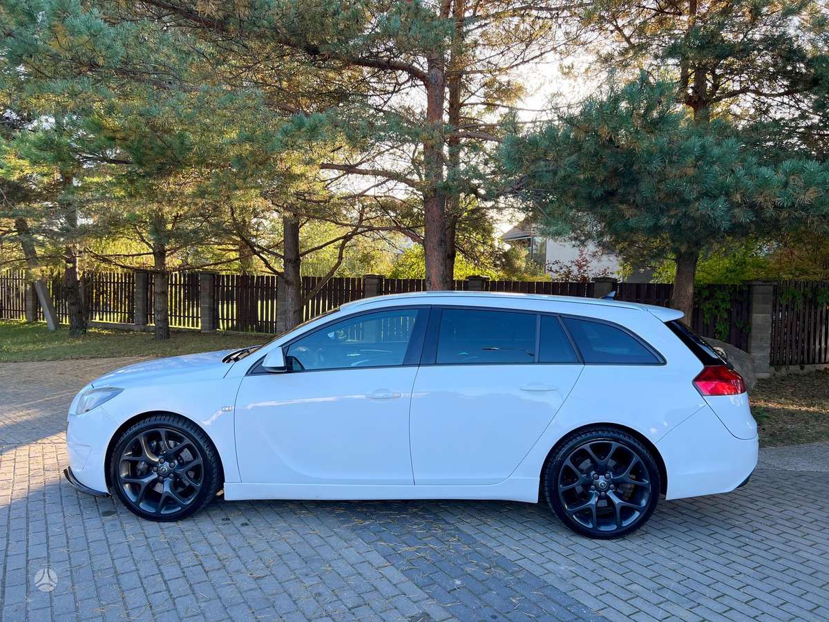 Opel Insignia, 2.8 l., wagon