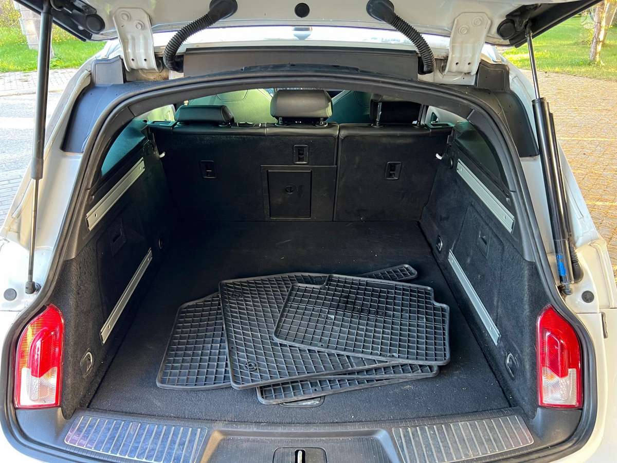 Opel Insignia, 2.8 l., wagon