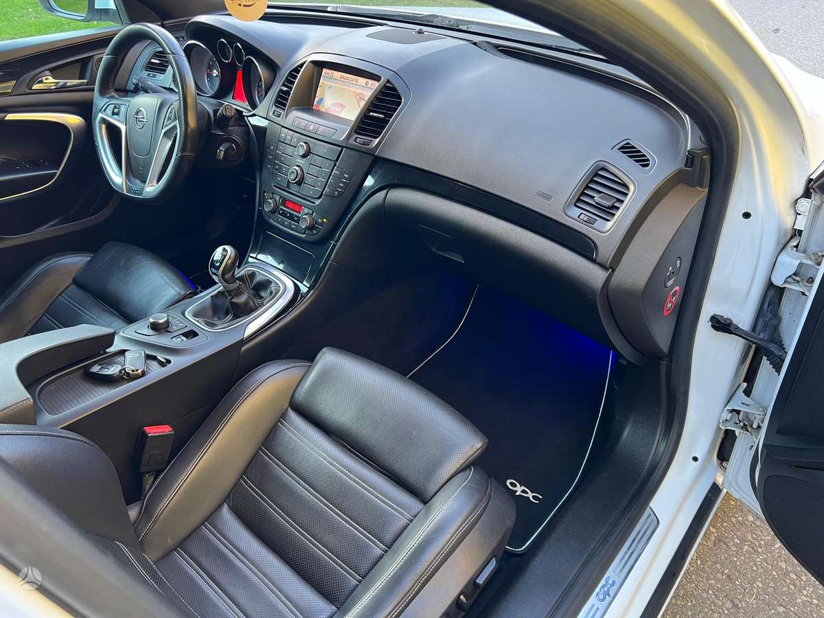 Opel Insignia, 2.8 l., Универсал