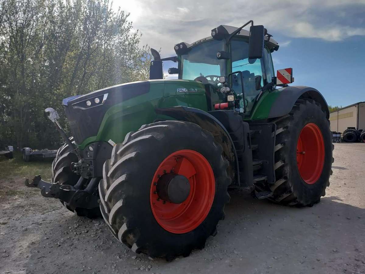 Fendt 1050, traktoriai