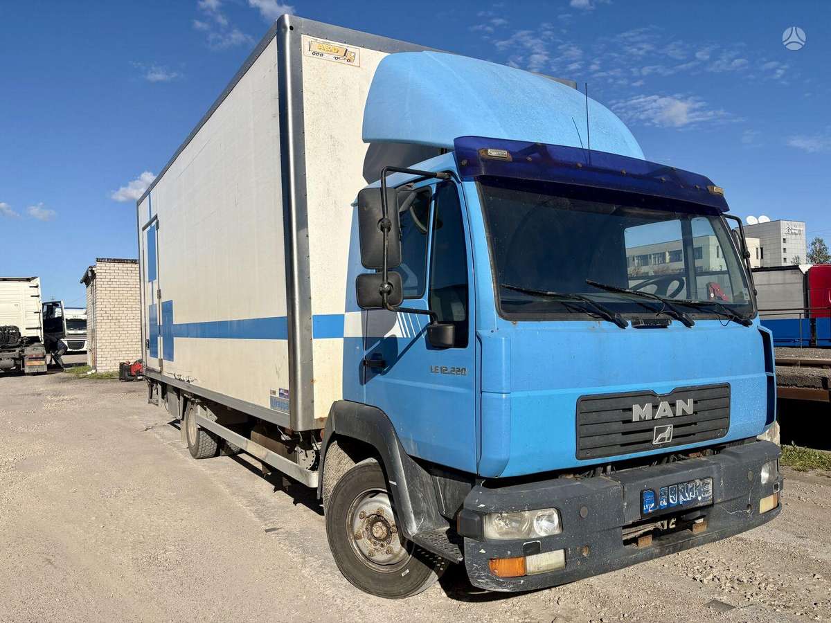 MAN 12.220, box trucks / box vans