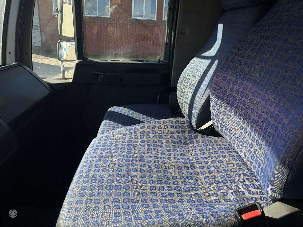 MAN 12.220, box trucks / box vans