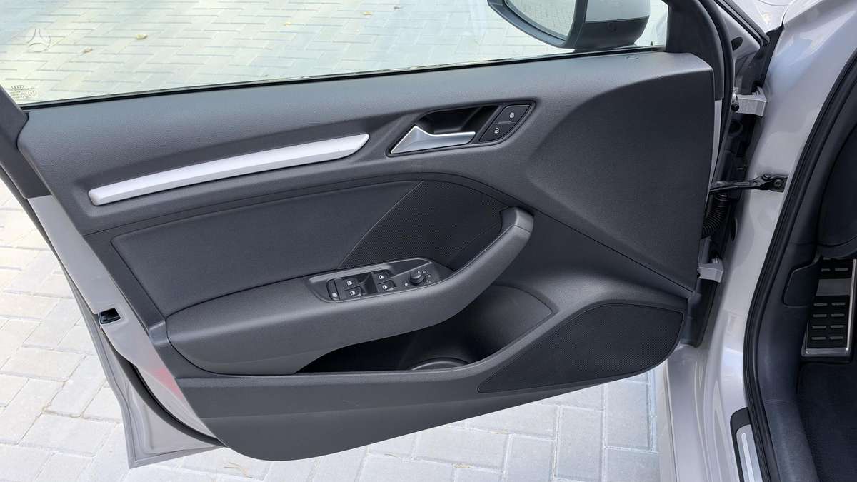 Audi A3, 2.0 l., sedanas