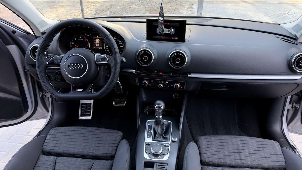Audi A3, 2.0 l., sedanas