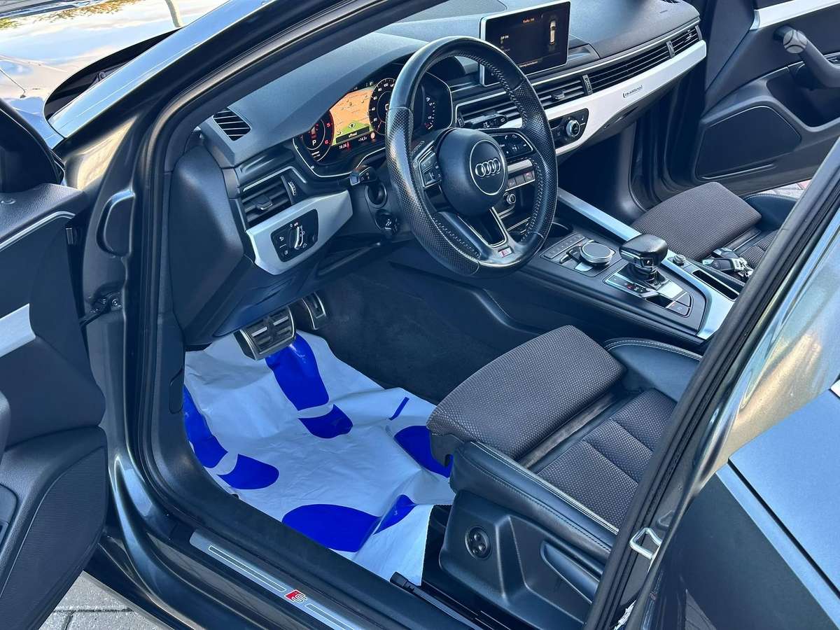 Audi A4, 2.0 l., Универсал