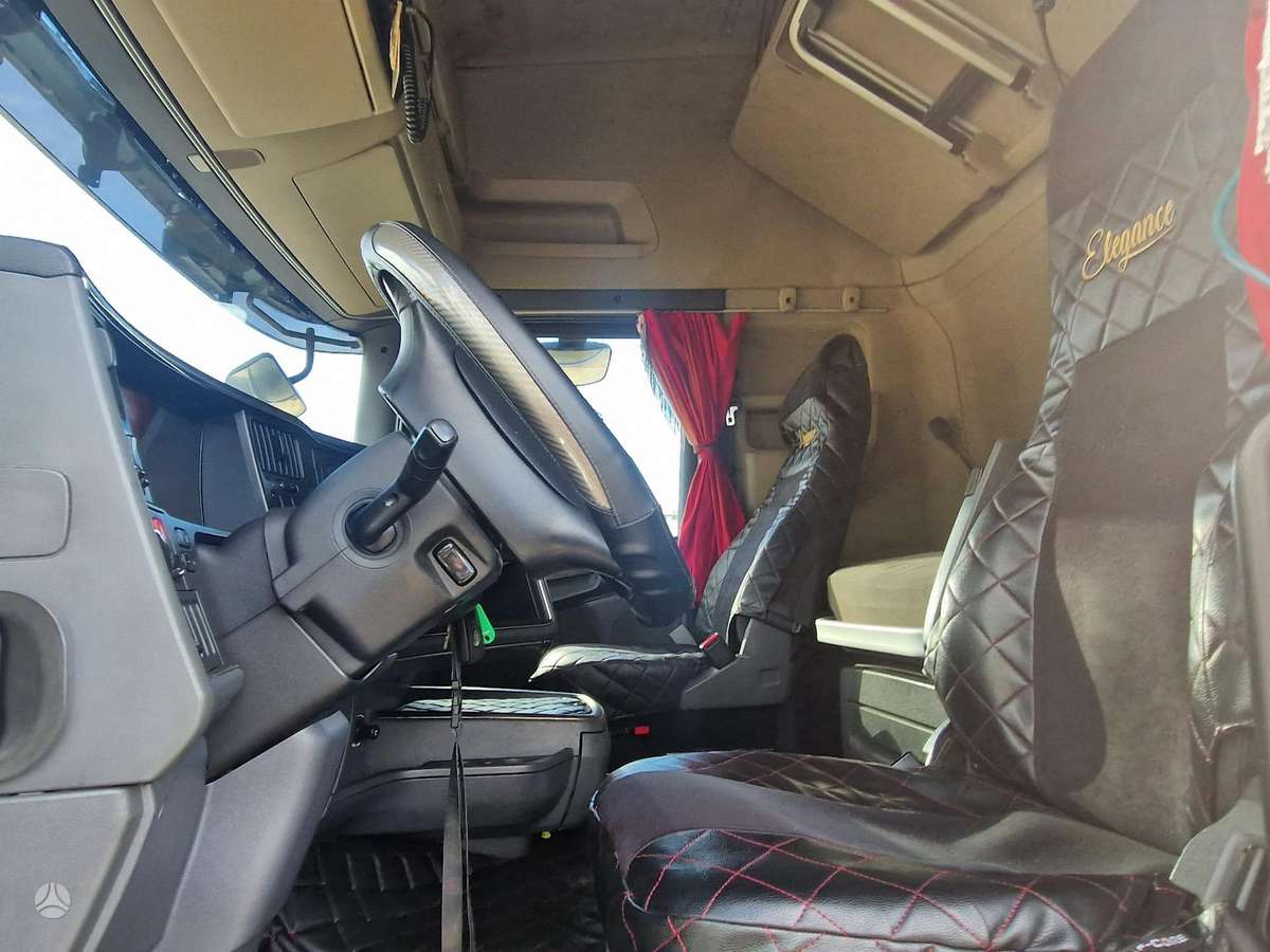 Scania PDE, be EGR!, double sleeper