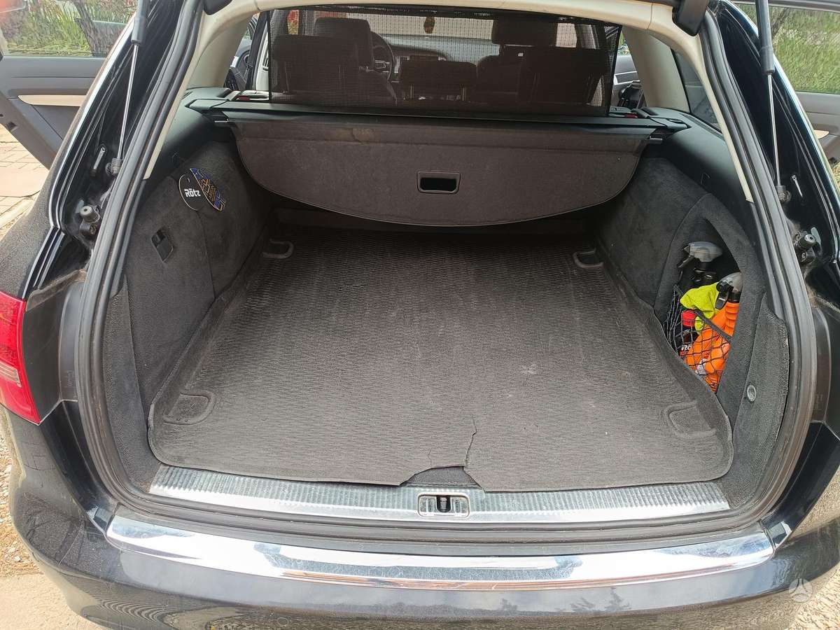 Audi A6 2011 — photo 17