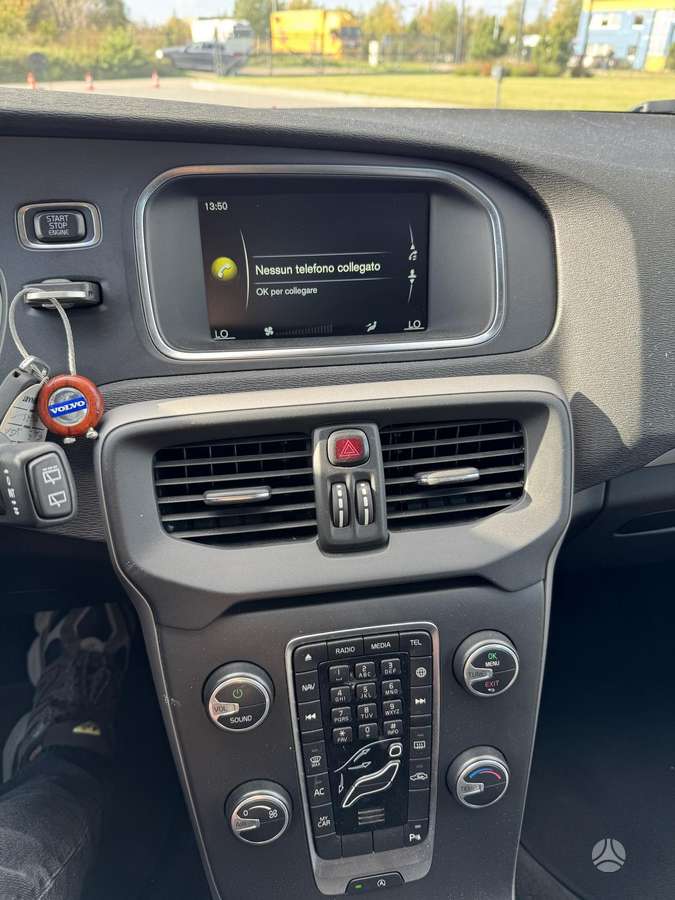 Volvo V40, 2.0 l., hatchback