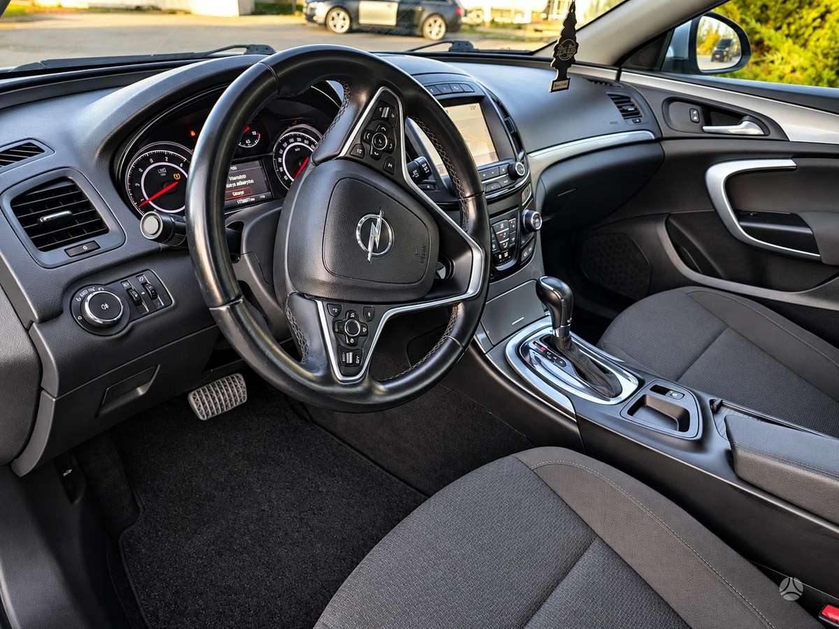 Opel Insignia, 1.6 l., Универсал
