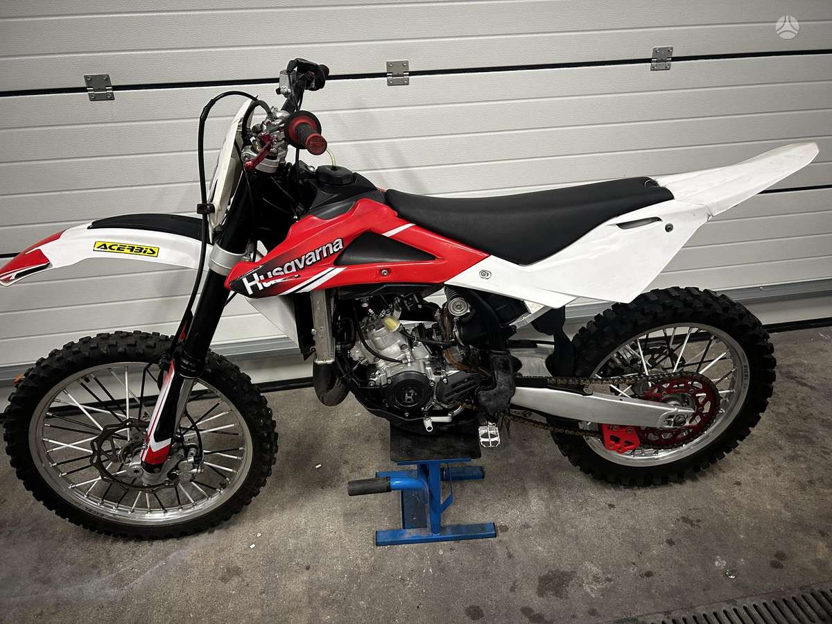 Husqvarna CR 125cc, motocross